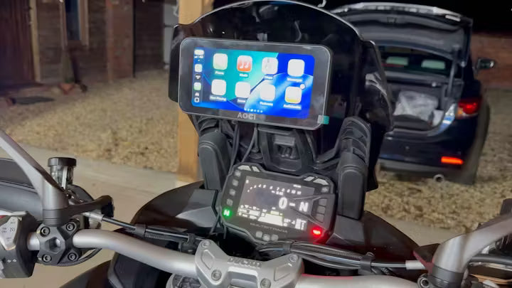 AOOCCI C6 Pro Motorcycle Dash Cam – Dual Front & Rear 4K/1080P, Wireless CarPlay & Android Auto, GPS & Emergency Lock, 140° Wide Angle, Wired Remote, IP67 Waterproof