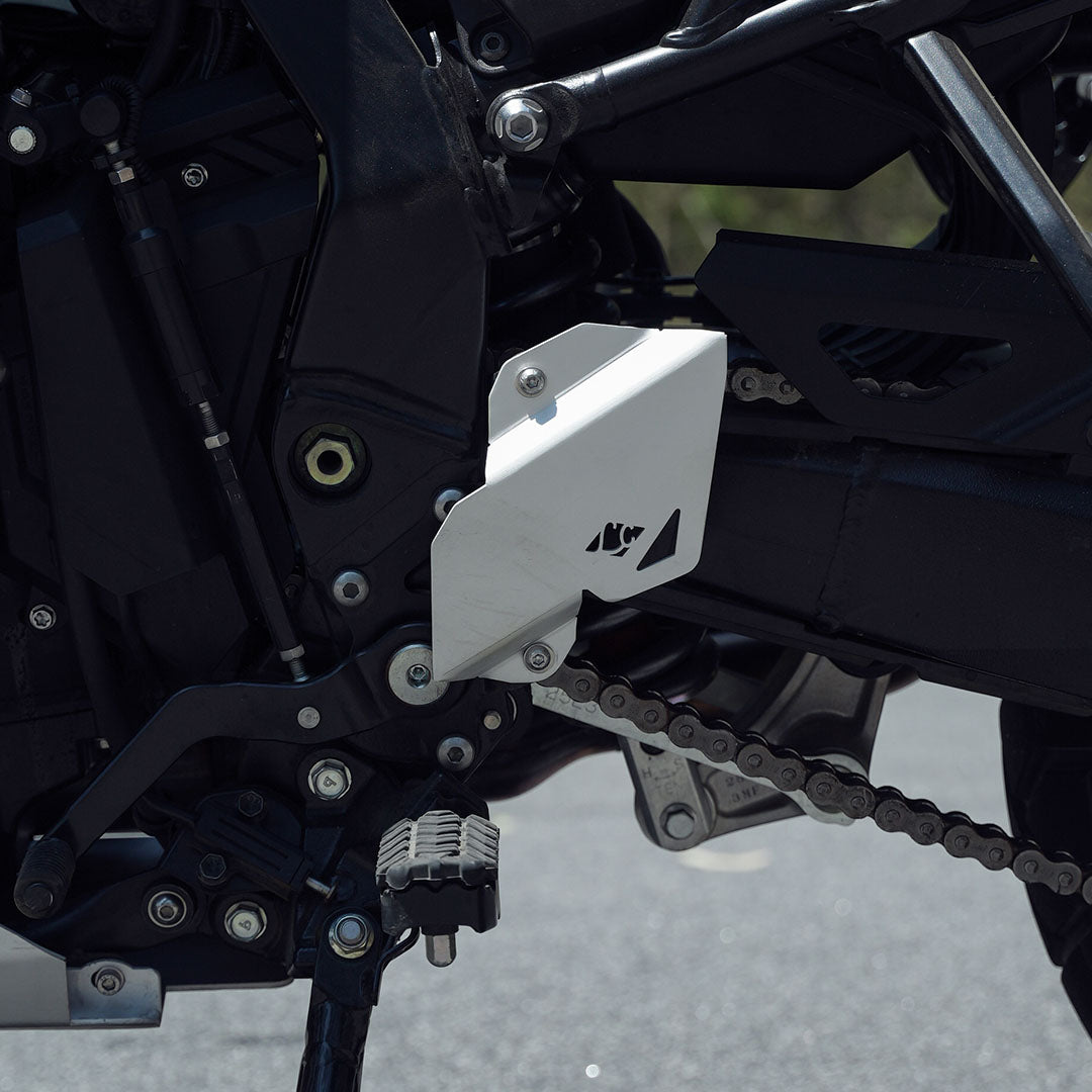 Legendary Suzuki V-Strom 800DE Titan Boot Guards - Silver