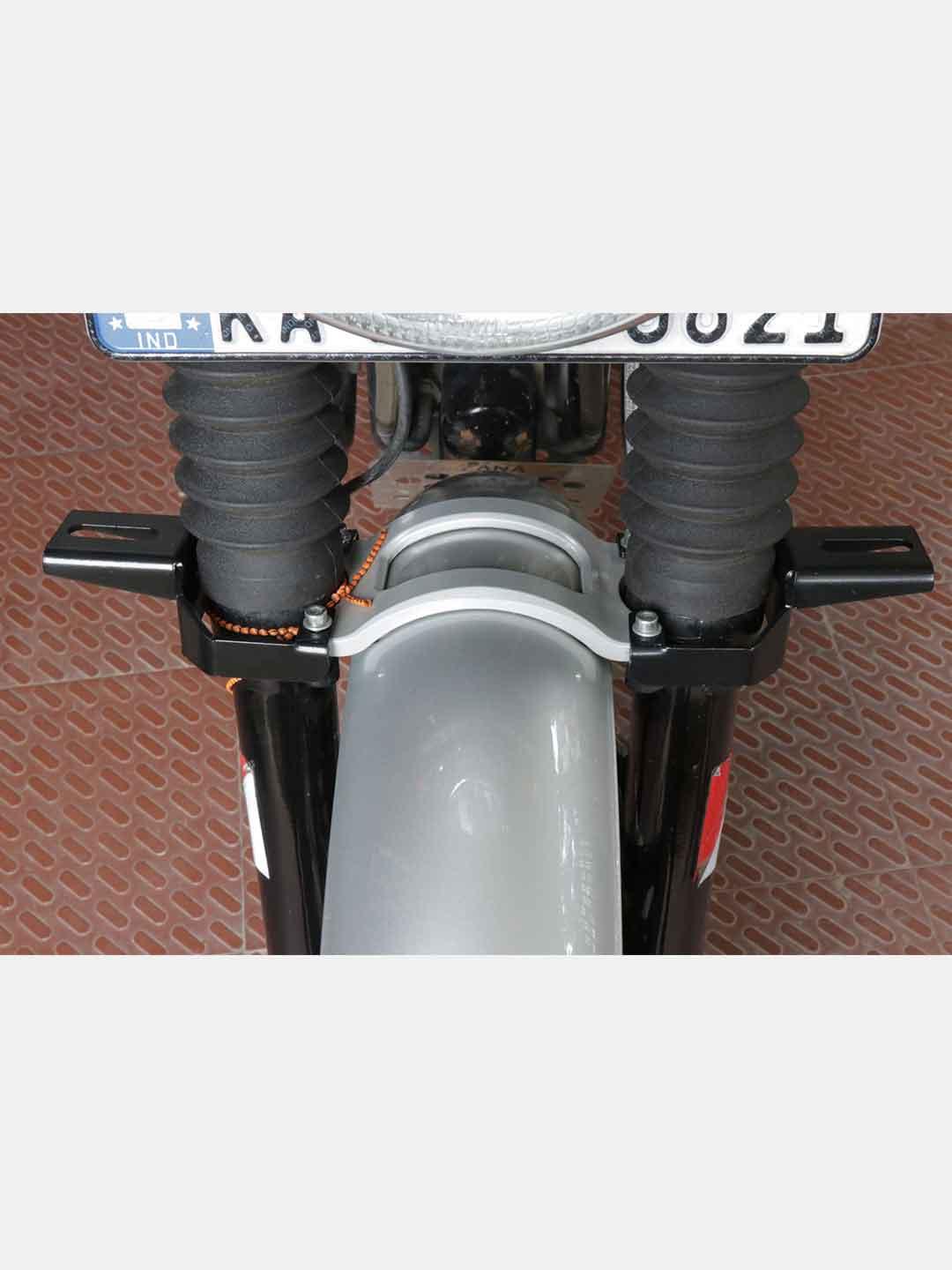 MadDog Interceptor Fog Light Clamp Universal Motorcycle Auxiliary Light Mount – Moto Modz