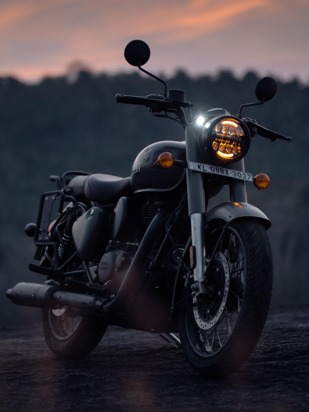 Spitfire Reborn Fire Bolt moon top LED headlight – universal motorcycle Royal Enfield upgrade – Moto Modz